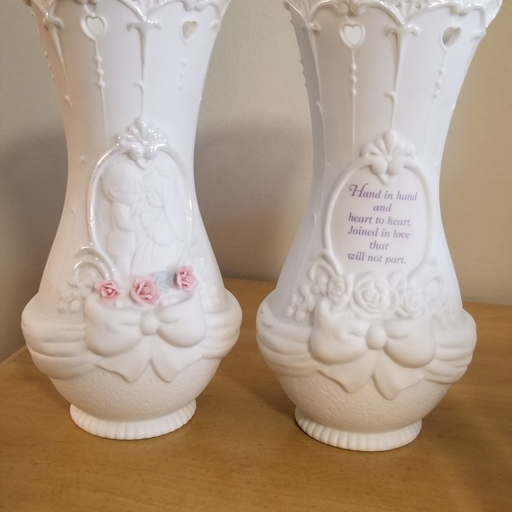 Precious Moment Collection Wedding Vases + bonus